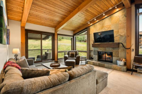 Enclave 312, Ski-In/Ski-Out Condo, Top Floor w/ Hot Tub, Gym and Out Door Pool in Snowmass